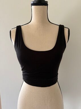Final Touch Black Scoop Neck Cropped Tank